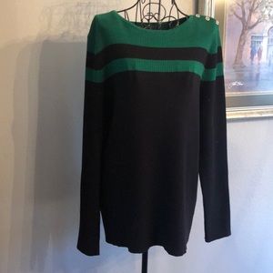 Lauren by Ralph Lauren 1x scoop neck sweater. Perfect weight sweater.